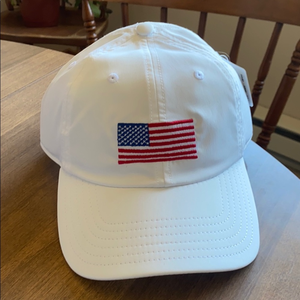 NWT Southern Tide American Flag Hat